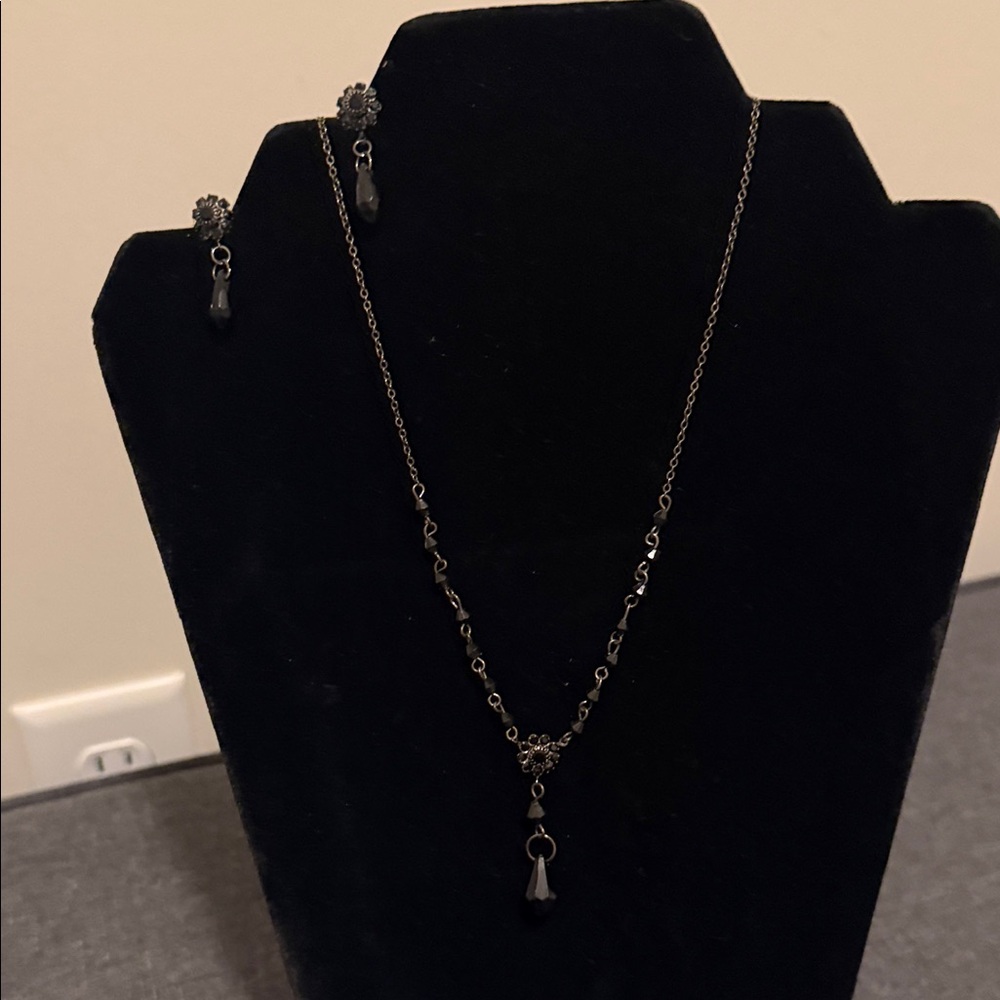 Icing Black Teardrop Pendant Necklace with Matching Earrings